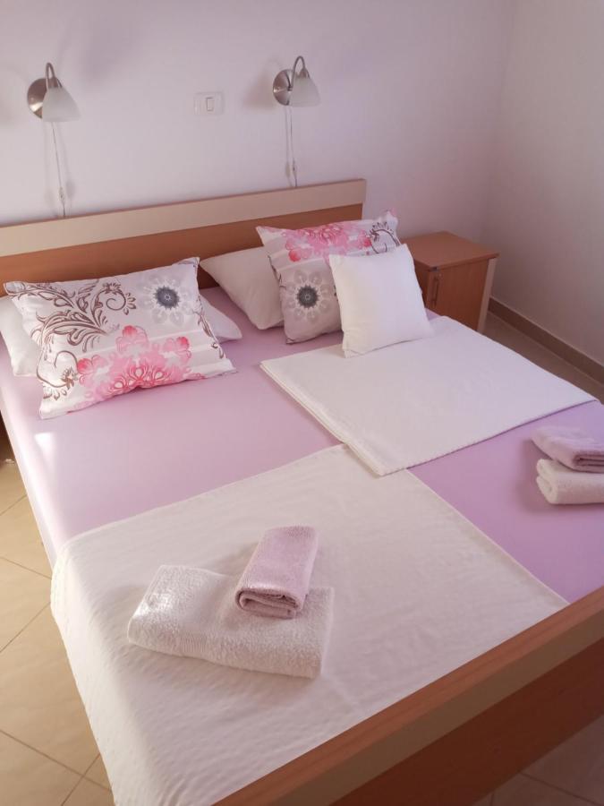 Apartments Tomo เมดูลิน ภายนอก รูปภาพ
